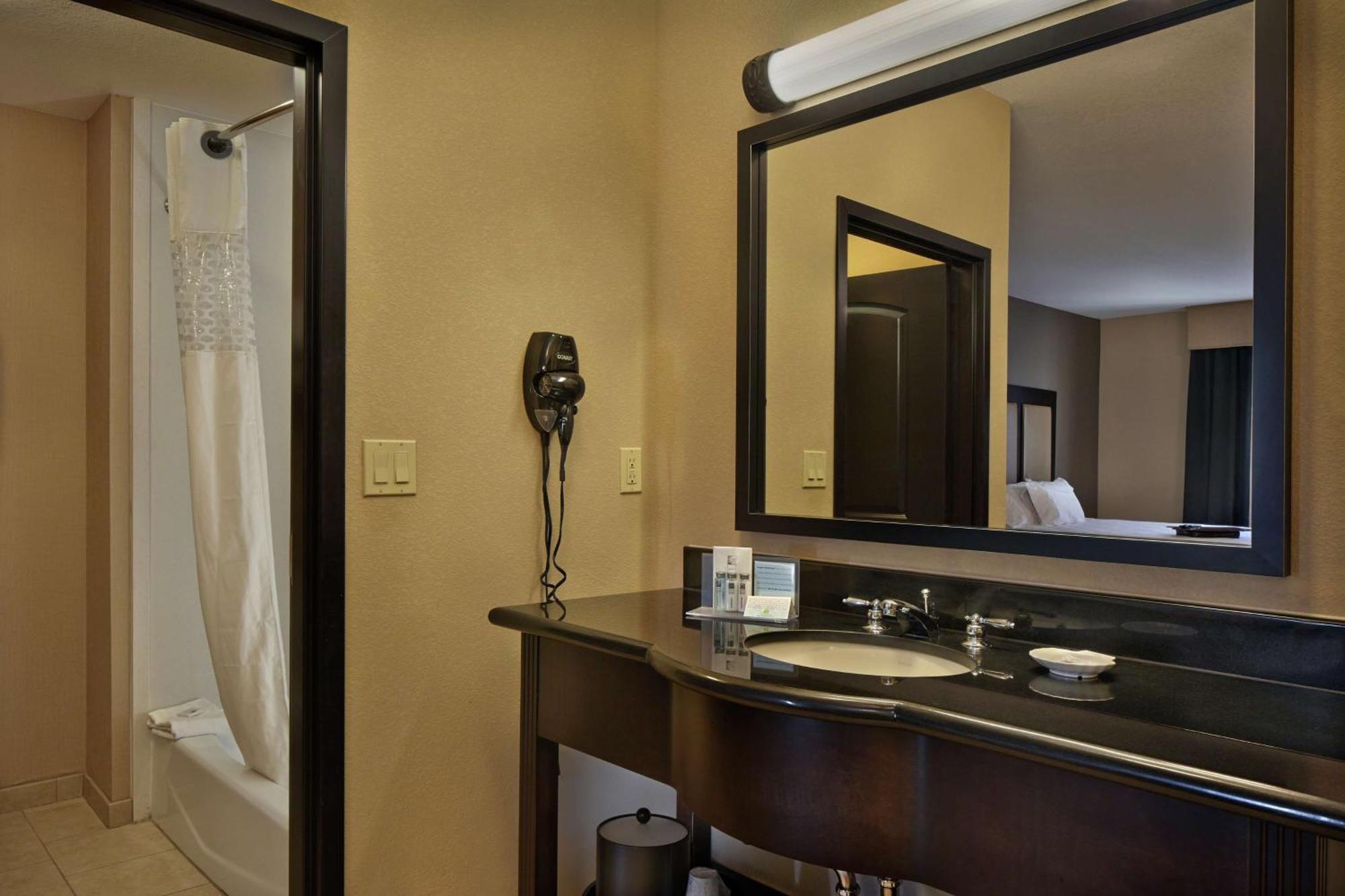 Hampton Inn & Suites Ντεκατούρ Εξωτερικό φωτογραφία