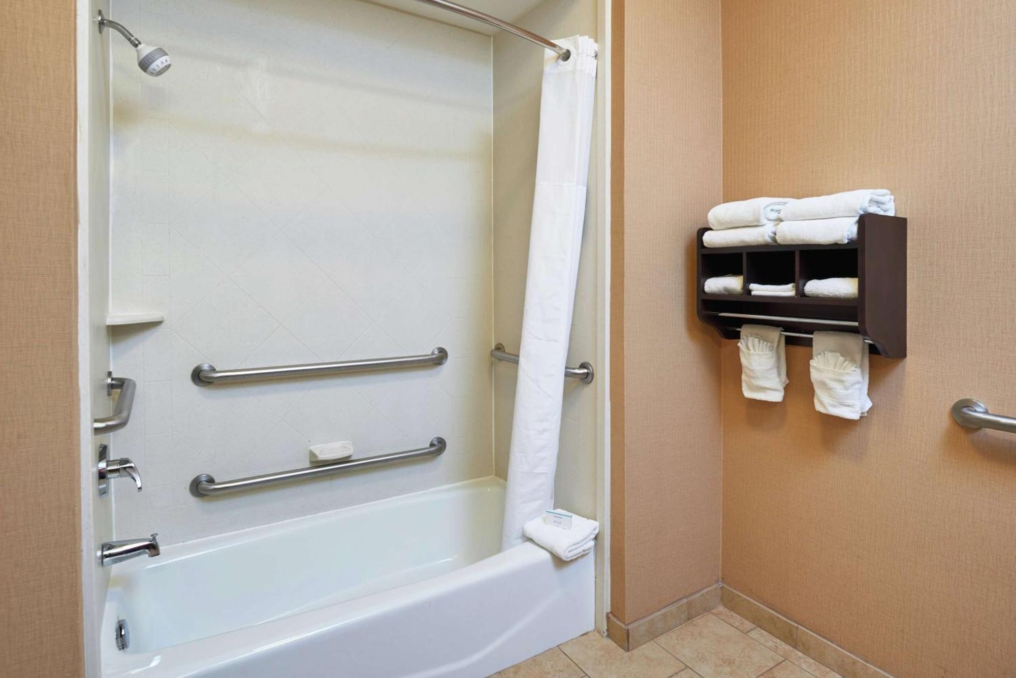 Hampton Inn & Suites Ντεκατούρ Εξωτερικό φωτογραφία