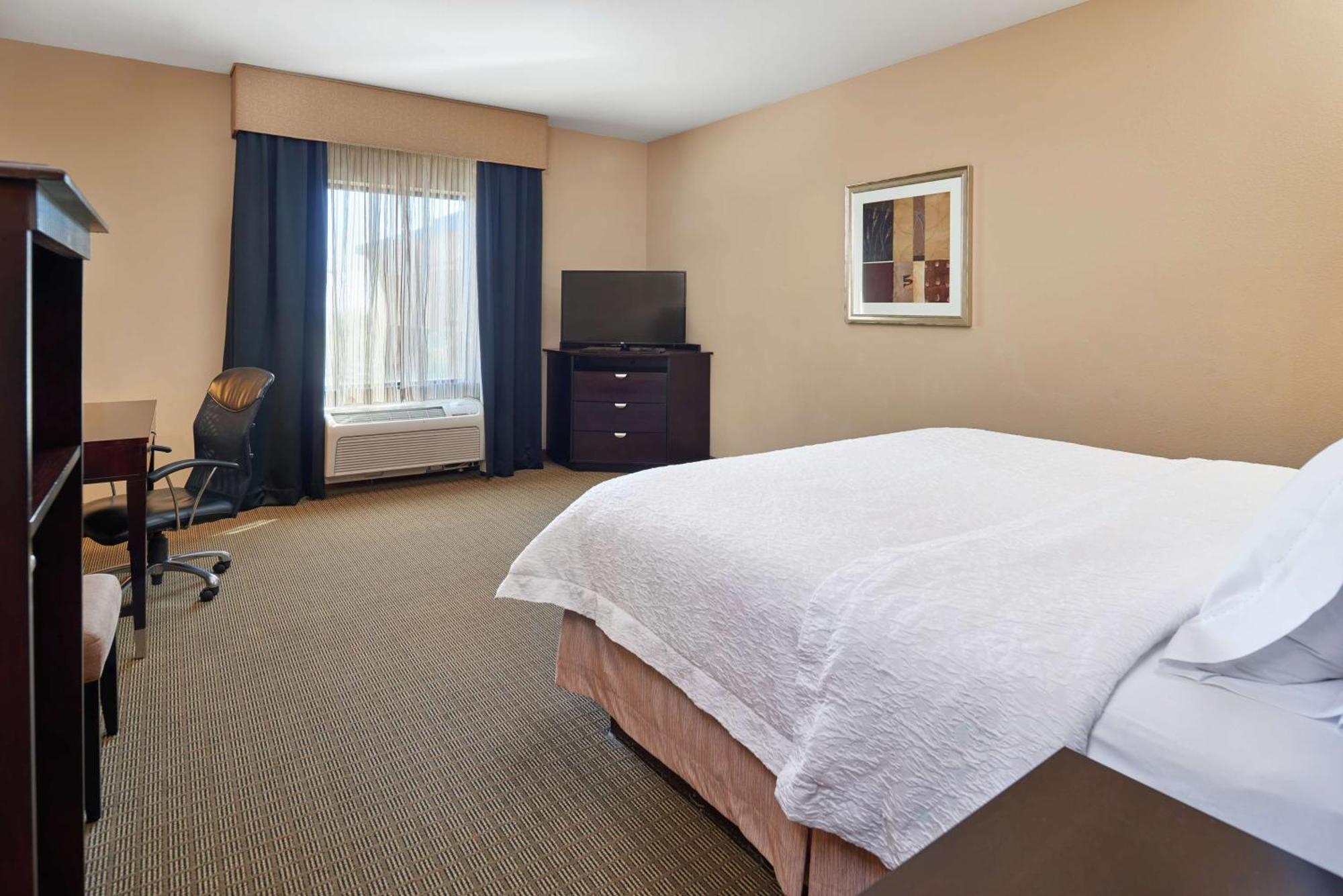 Hampton Inn & Suites Ντεκατούρ Εξωτερικό φωτογραφία