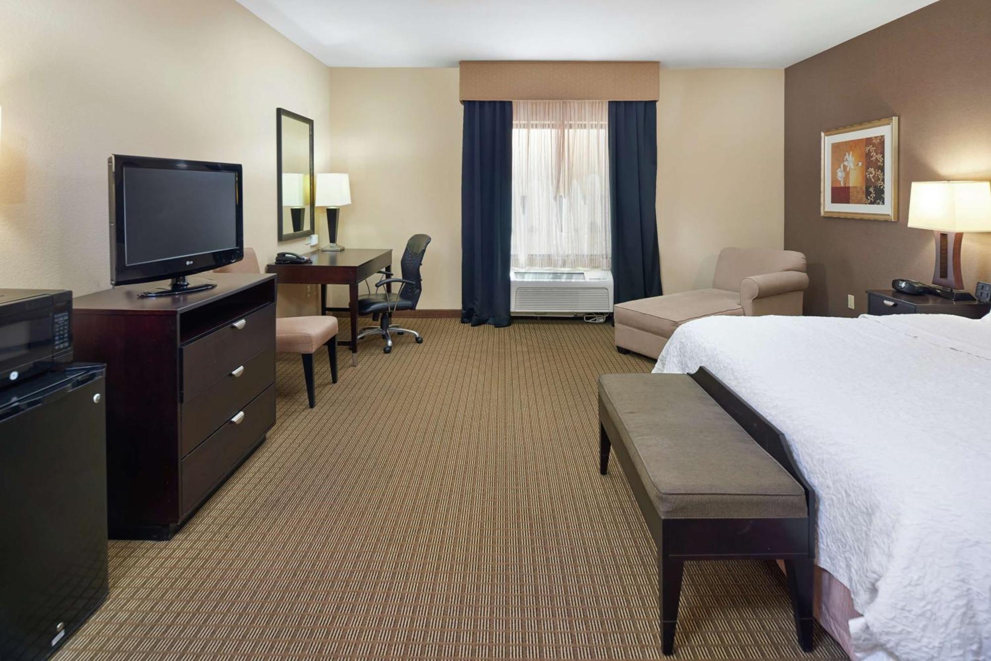 Hampton Inn & Suites Ντεκατούρ Εξωτερικό φωτογραφία