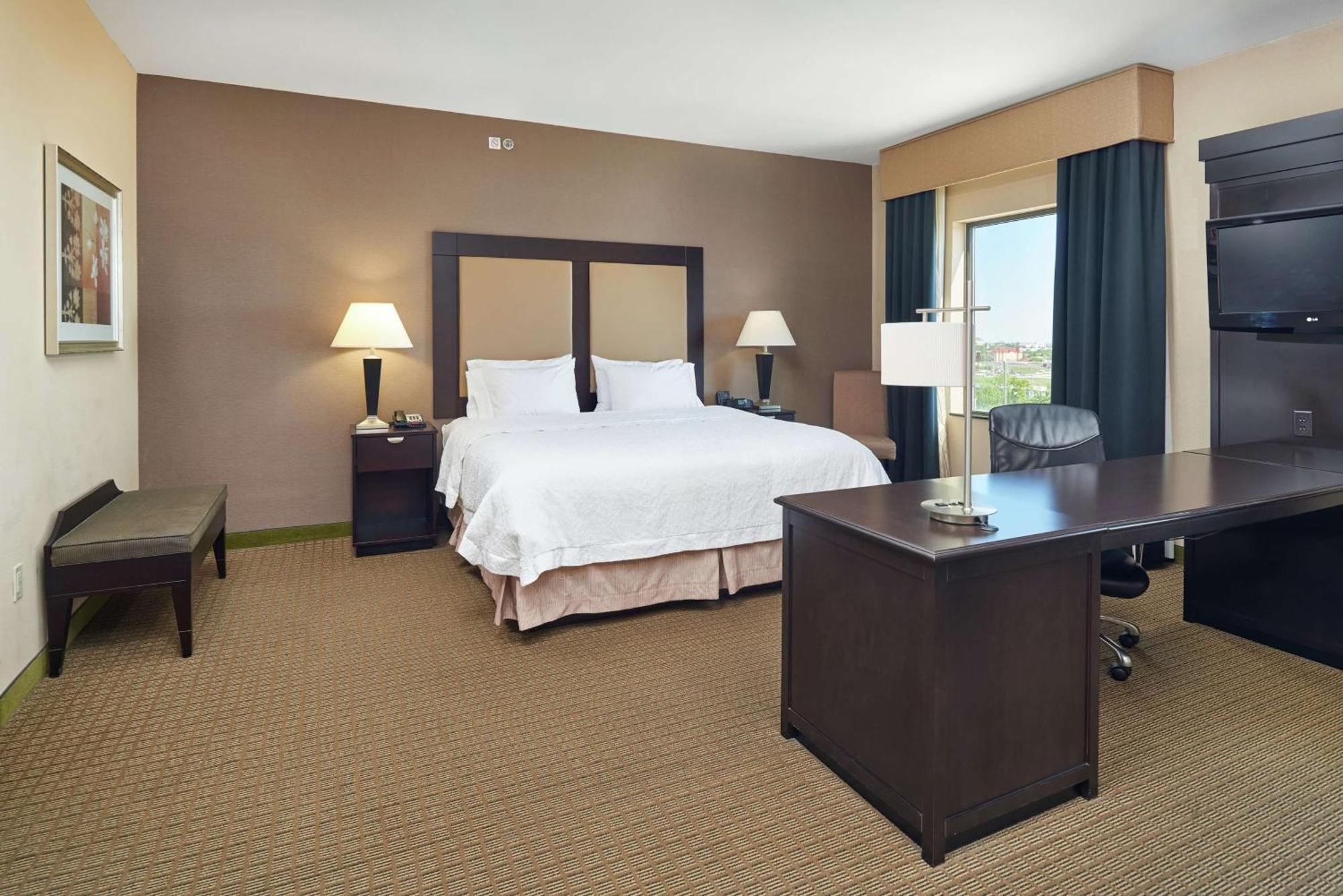 Hampton Inn & Suites Ντεκατούρ Εξωτερικό φωτογραφία