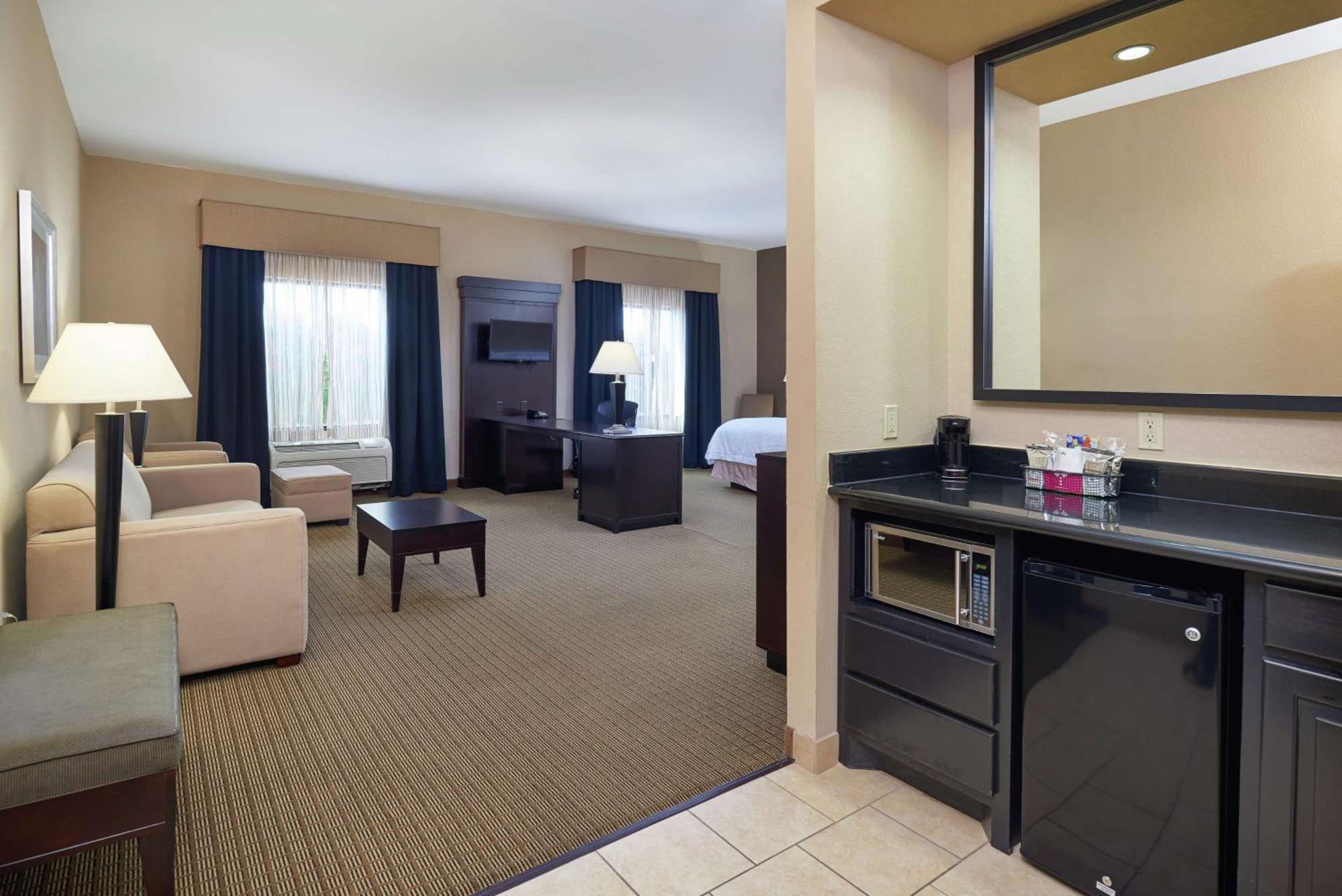 Hampton Inn & Suites Ντεκατούρ Εξωτερικό φωτογραφία