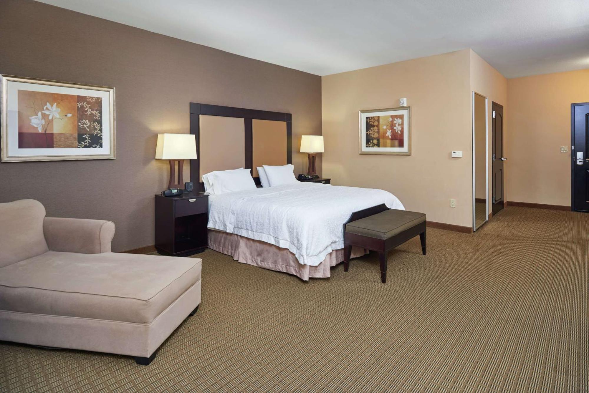 Hampton Inn & Suites Ντεκατούρ Εξωτερικό φωτογραφία