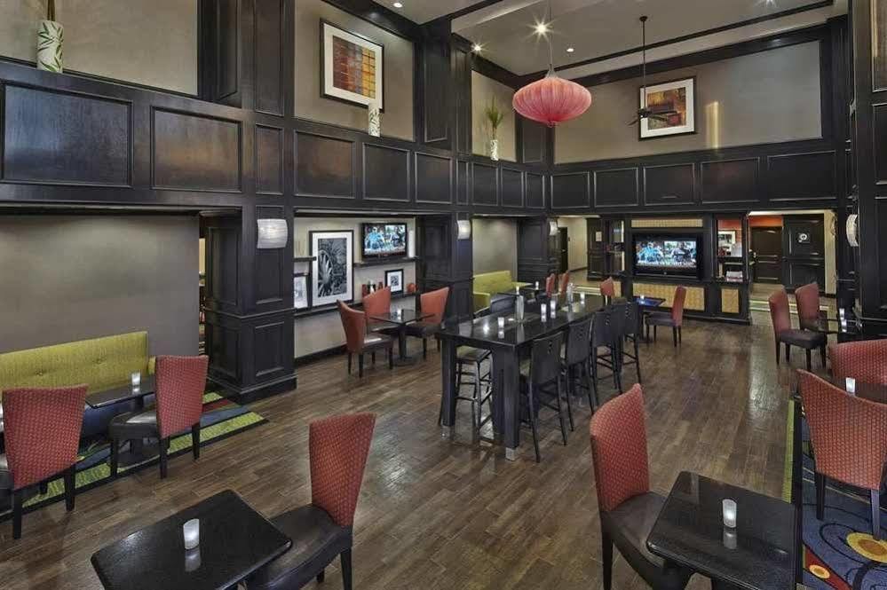 Hampton Inn & Suites Ντεκατούρ Εξωτερικό φωτογραφία